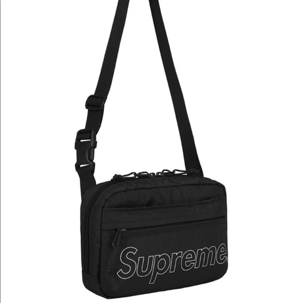 Supreme FW18 Shoulder Bag Black
